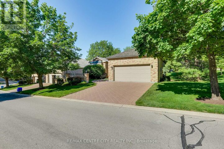 Property Photo: 1040 Riverside Drive 68 ON N6H 5N4