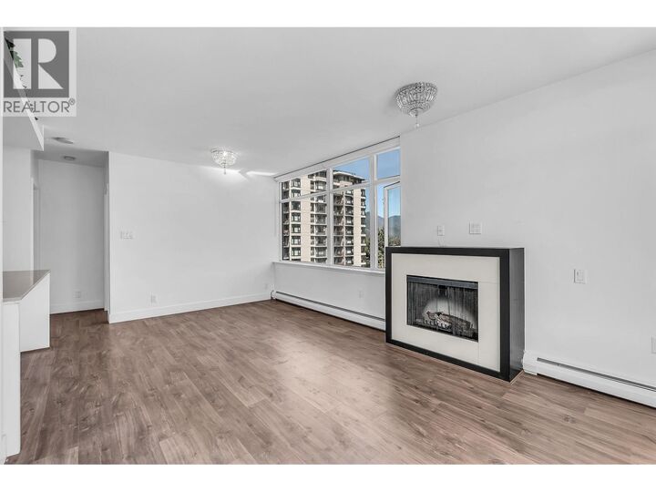 Property Photo:  158 West 13th Street 802  BC V7M 0A7 