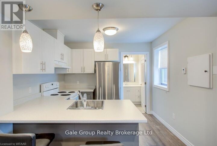 Property Photo: 519 Dundas Street 3 ON N4S 1C3