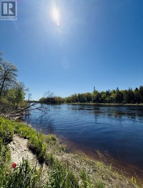 Property Photo: 760 River Rd ON P0P 1P0