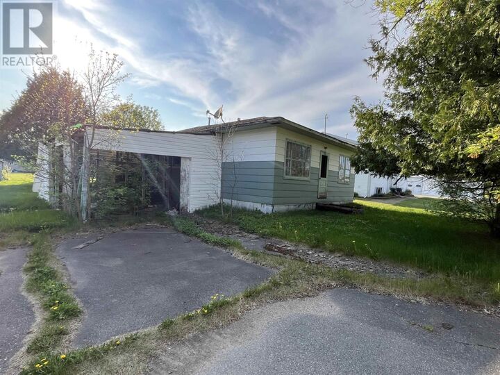 126 White St. — photo 1