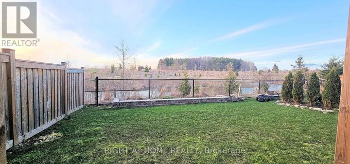 Property Photo:  95 Bonnieglen Farm Boulevard  ON L7C 2J3 