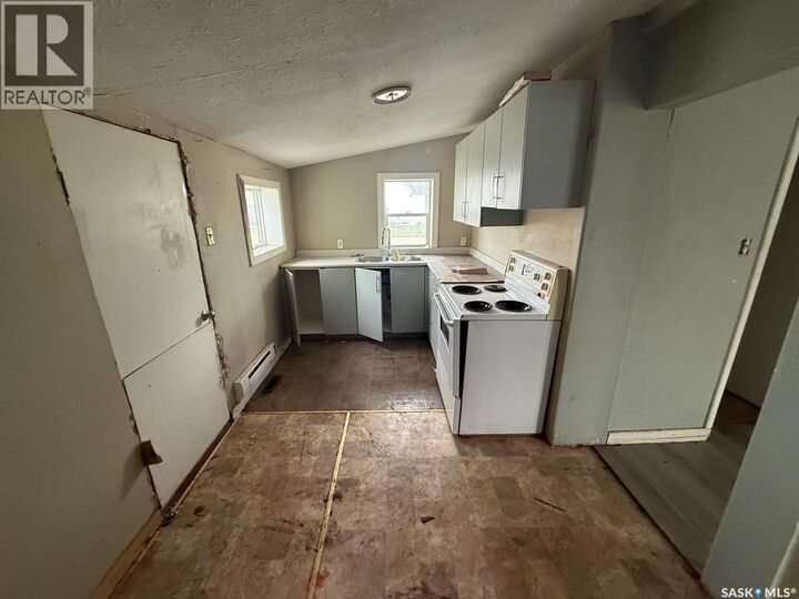 Property Photo: 702 101st Street SK S9A 0Z1