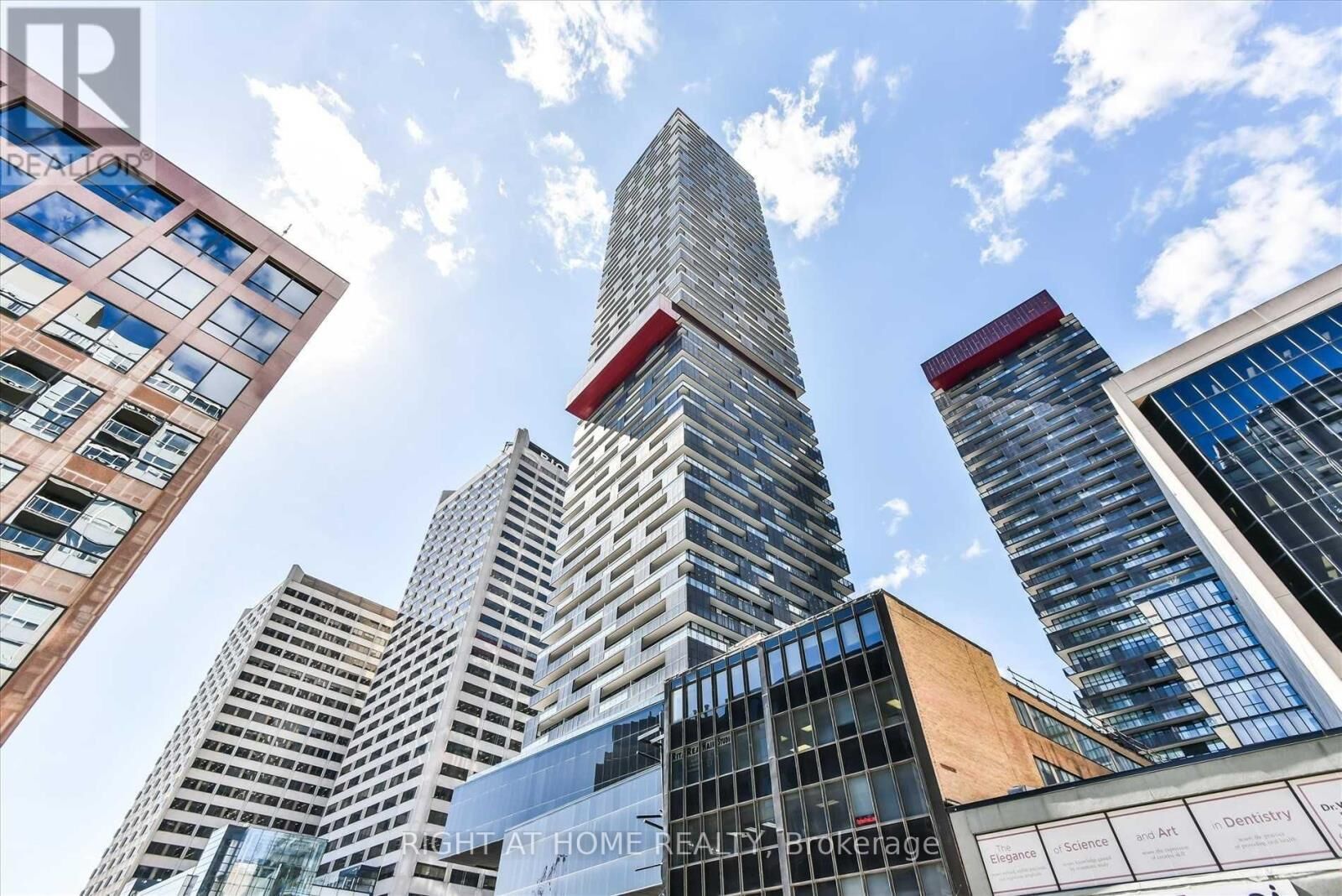Property Photo: 8 Eglinton Avenue East 5001 ON M4P 0C1