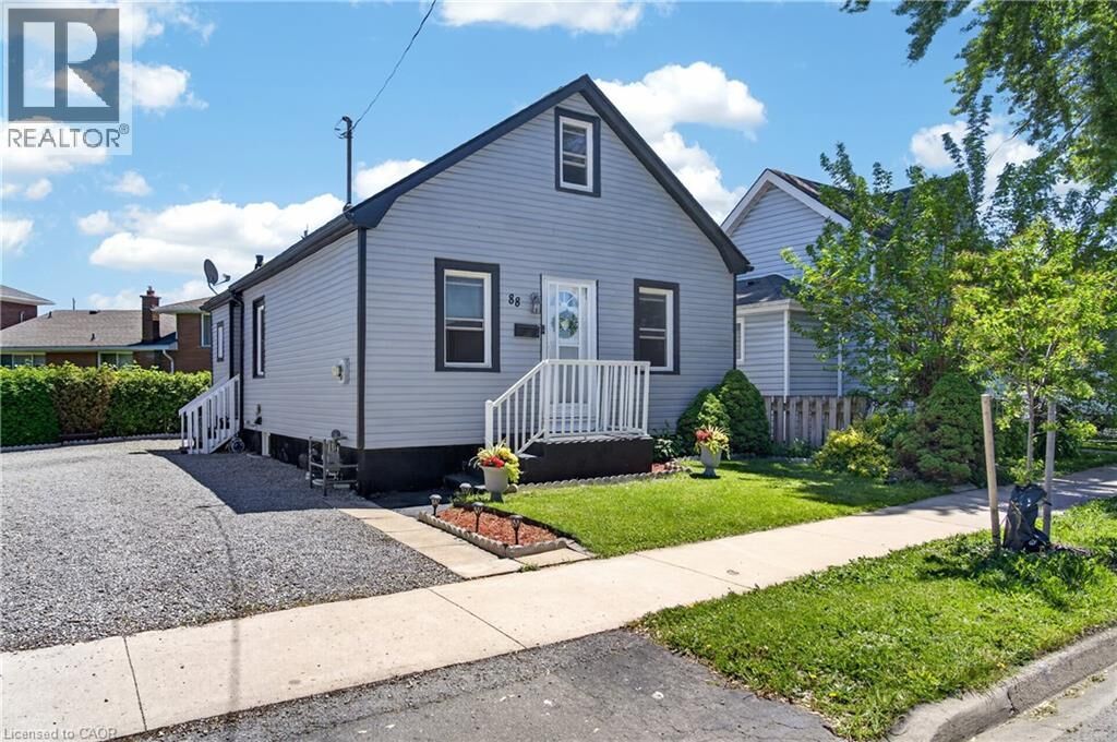 Property Photo: 88 Page Street ON L2R 4A9