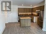 Property Photo: 58 Lakeside Terrace 911 ON L4M 0H9