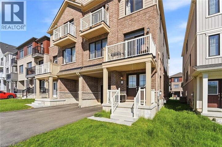 Property Photo:  15 Central Market Drive  ON N3W 1N8 
