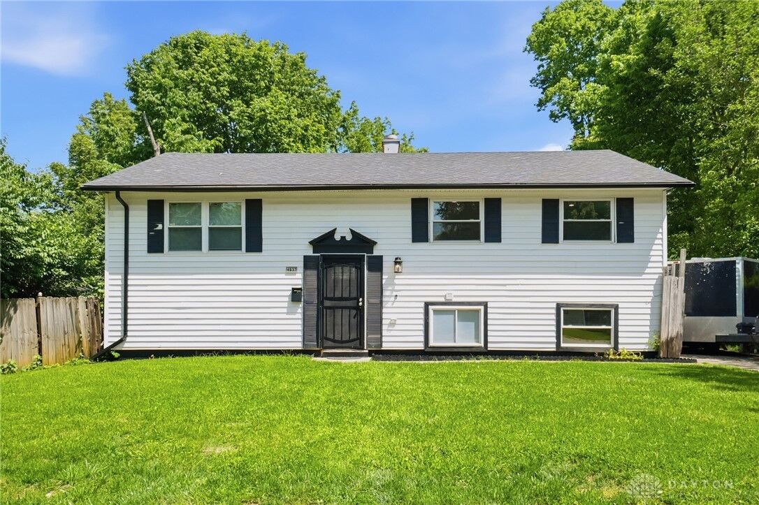 Property Photo:  4637 Queens Avenue  OH 45406 