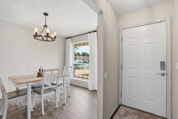 Property Photo: 9538 Parker Place Drive FL 32566