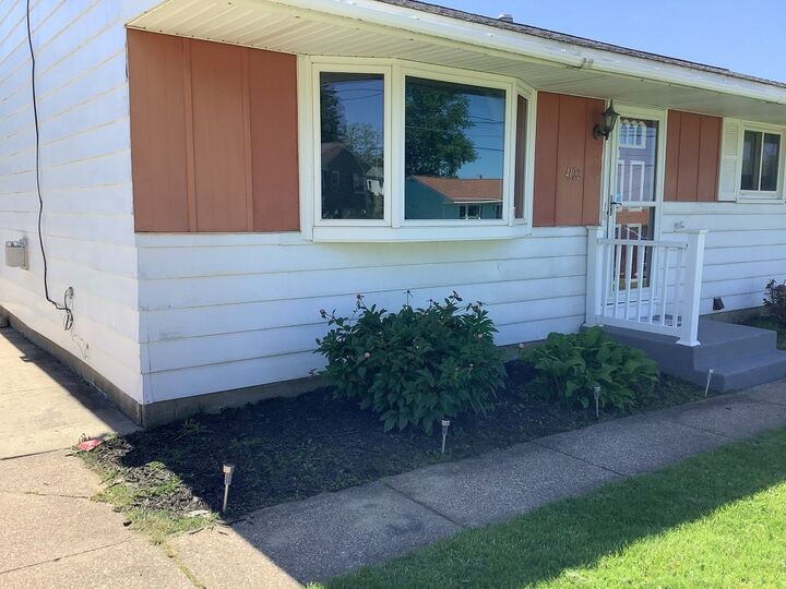 Property Photo: 4122 Hoyt Street PA 16510
