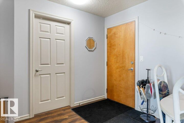 Property Photo: 13710 150 Avenue NW 314 AB T6V 0B2