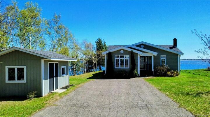 Property Photo: 948 Rue Des Chalets Street NB E1X 1C4