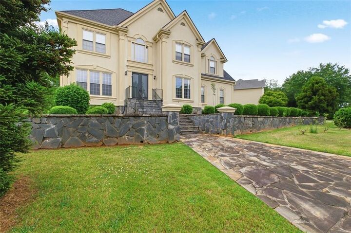 Property Photo: 253 Chestnut Lake Way GA 30047