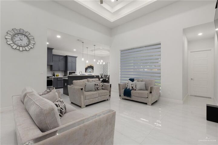 Property Photo: 1213 N Garden Ridge Avenue TX 78589