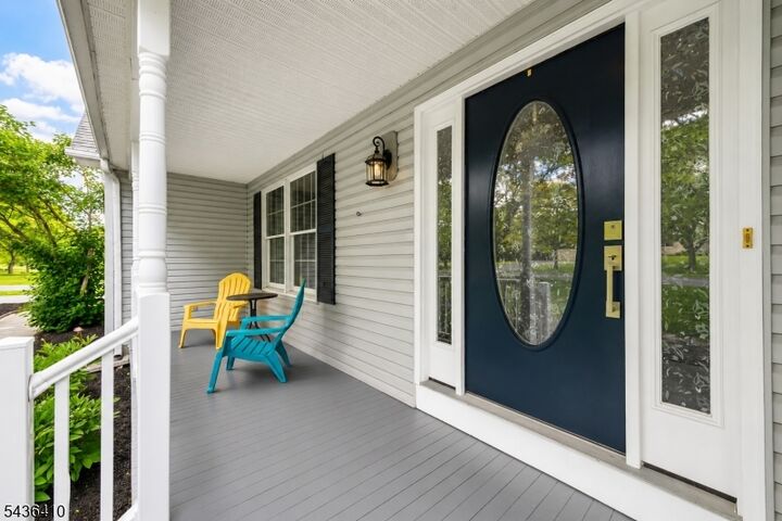 Property Photo:  13 Briarwood Rd  NJ 07853 