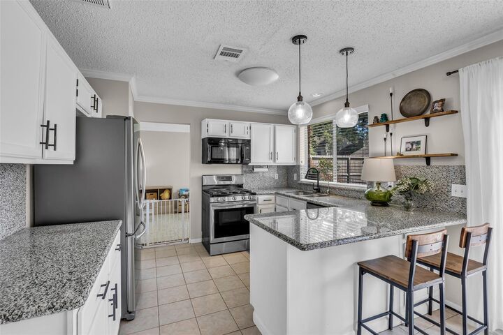 Property Photo:  9415 Towerstone Drive  TX 77379 