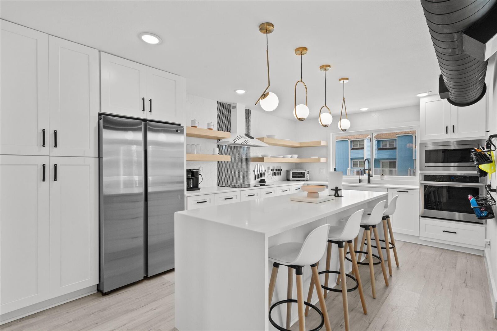 Property Photo: 604 Calico Jack Cove Cove TX 77554
