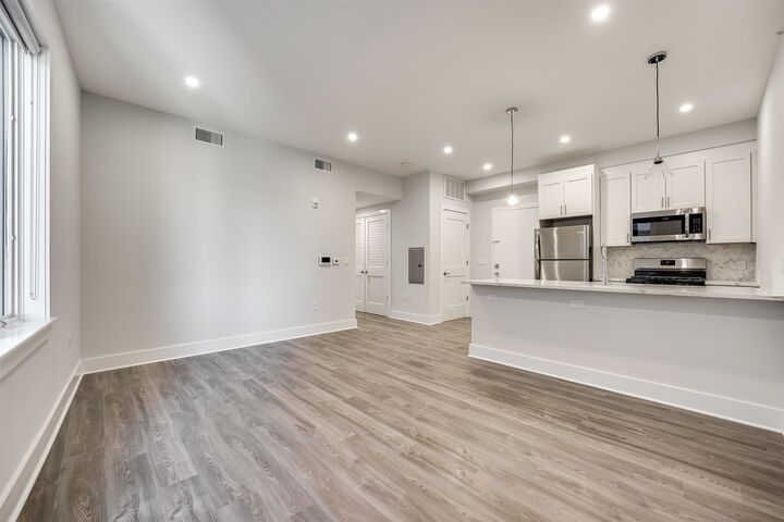 Property Photo:  658 Grand St 504  NJ 07304 