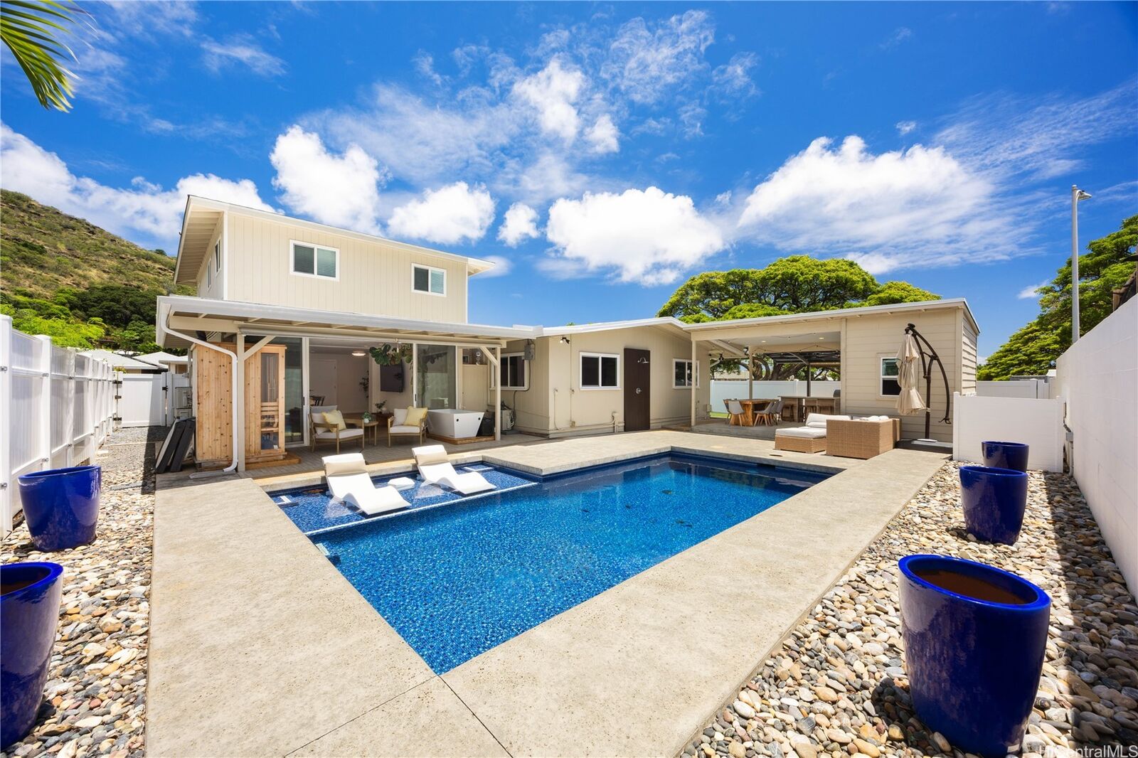 Property Photo:  308 Mamaki Street  HI 96821 