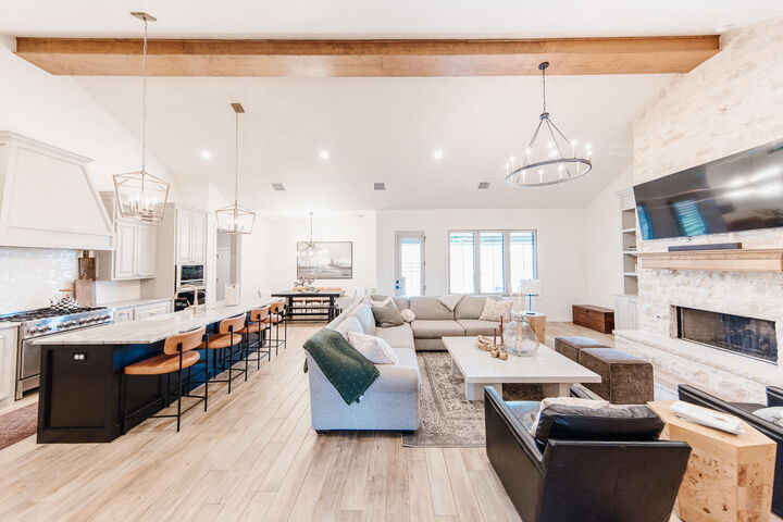 Property Photo:  1208 N 14th Place  TX 79382 