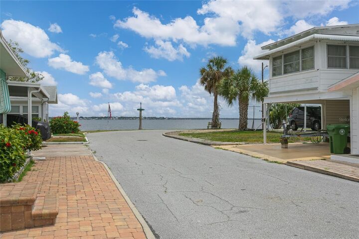 Property Photo:  14 Lafayette Street  FL 34208 