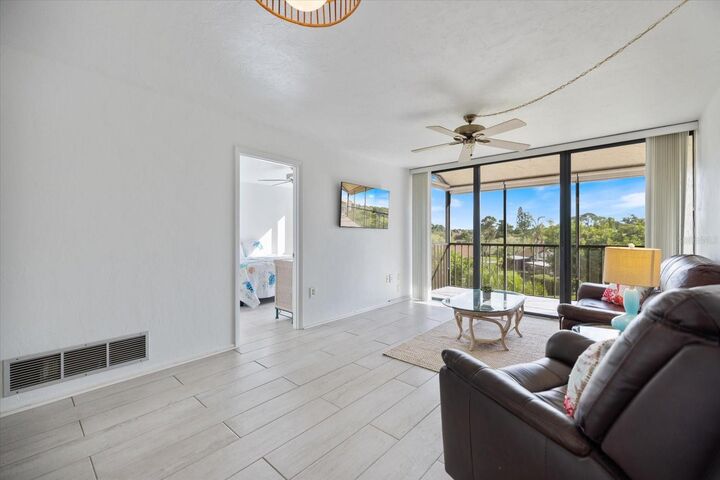 Property Photo: 618 Bird Bay Drive S 317 FL 34285