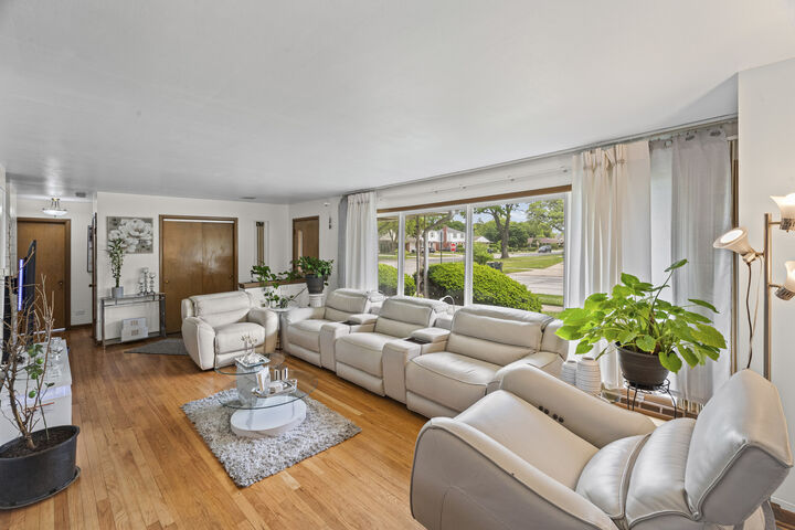 Property Photo:  7946 Lotus Avenue  IL 60053 