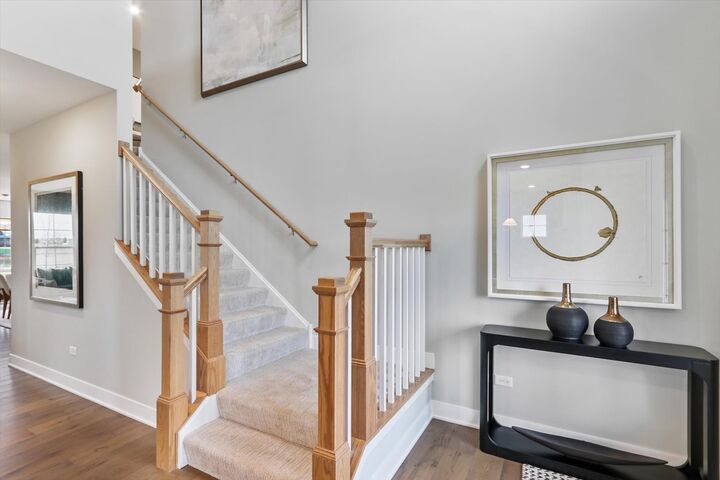 Property Photo:  