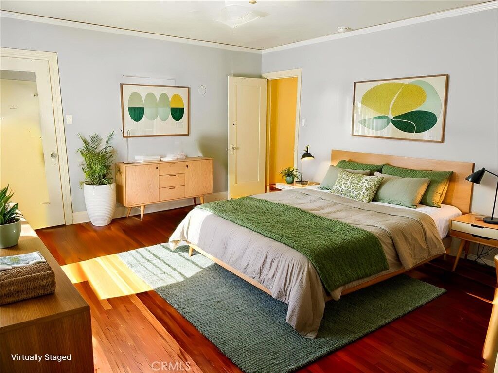 Property Photo:  1553 N Commonwealth  CA 90027 