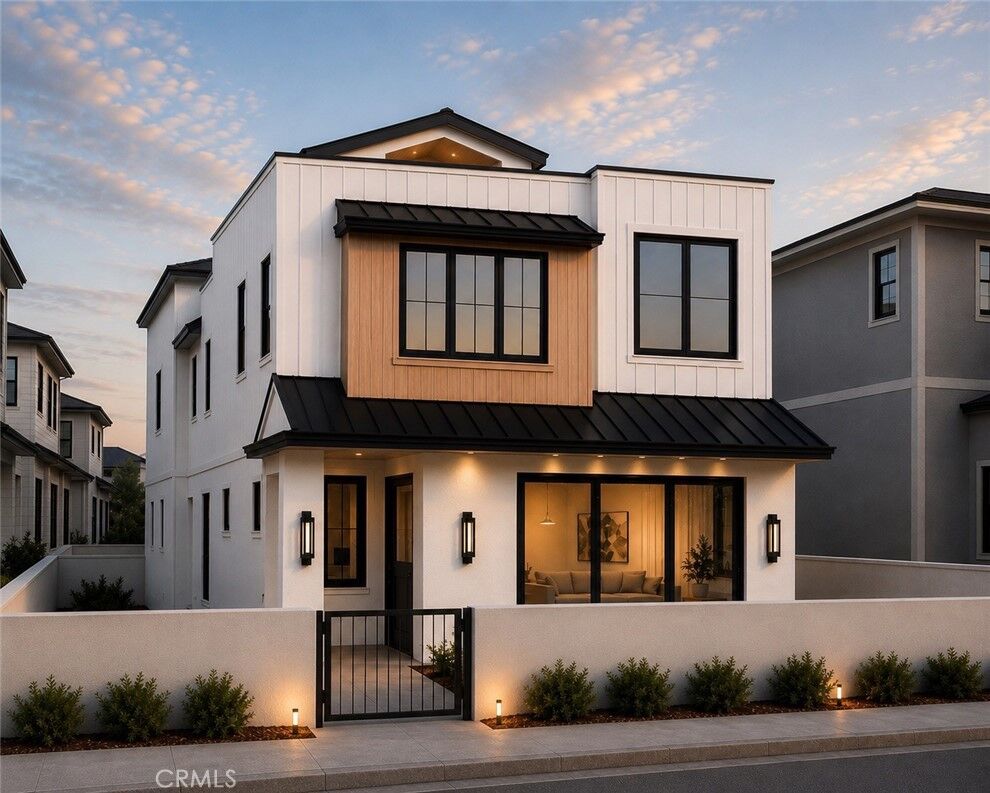 Property Photo: 510 35th Street CA 92663