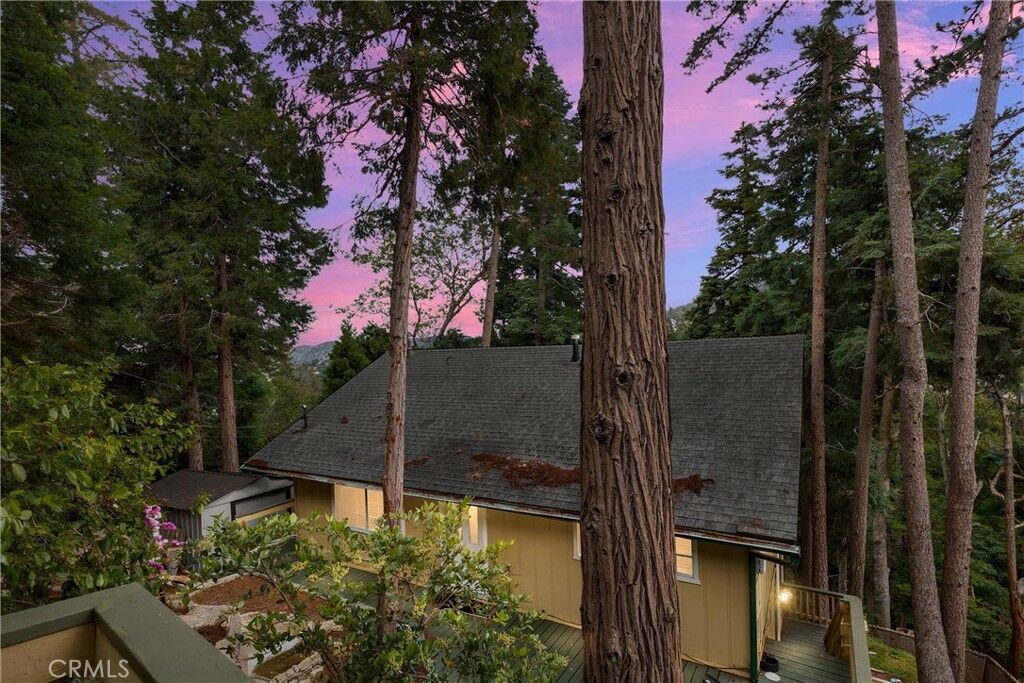 Property Photo:  24702 Nestal Court  CA 92325 