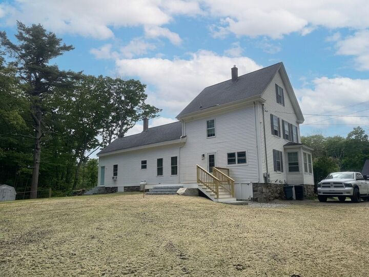 Property Photo:  1327 US-1  ME 03902 