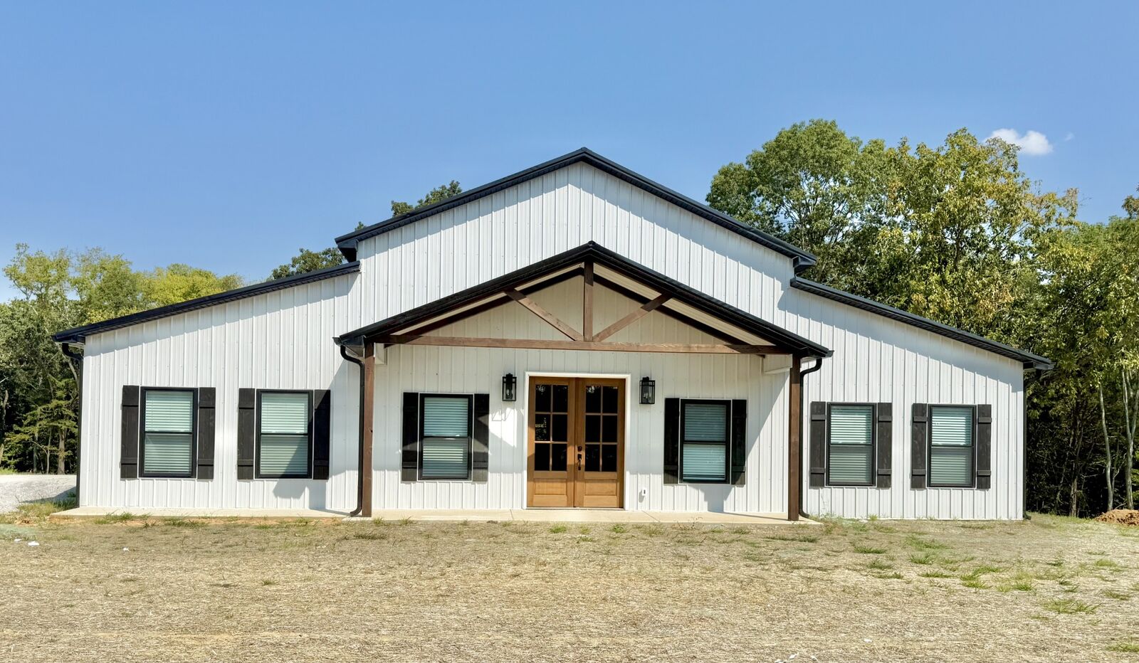 Property Photo:  5572 Antioch Rd  KY 42240 