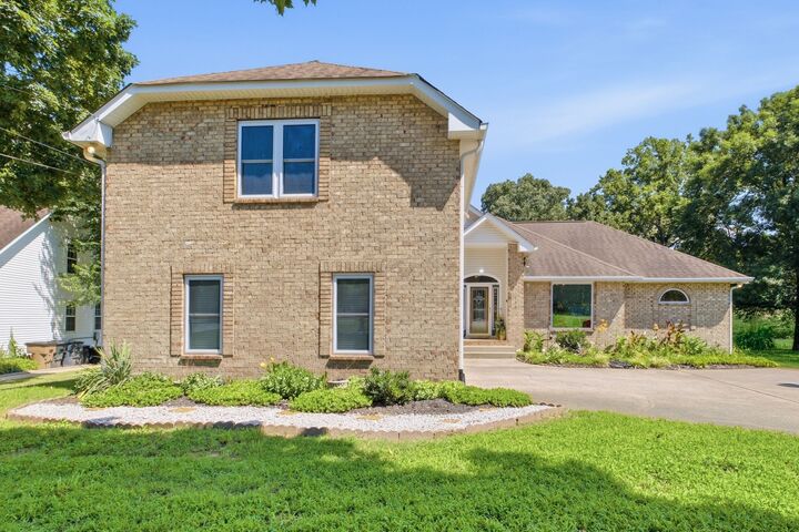 Property Photo: 108 Buena Vista Ct TN 37218