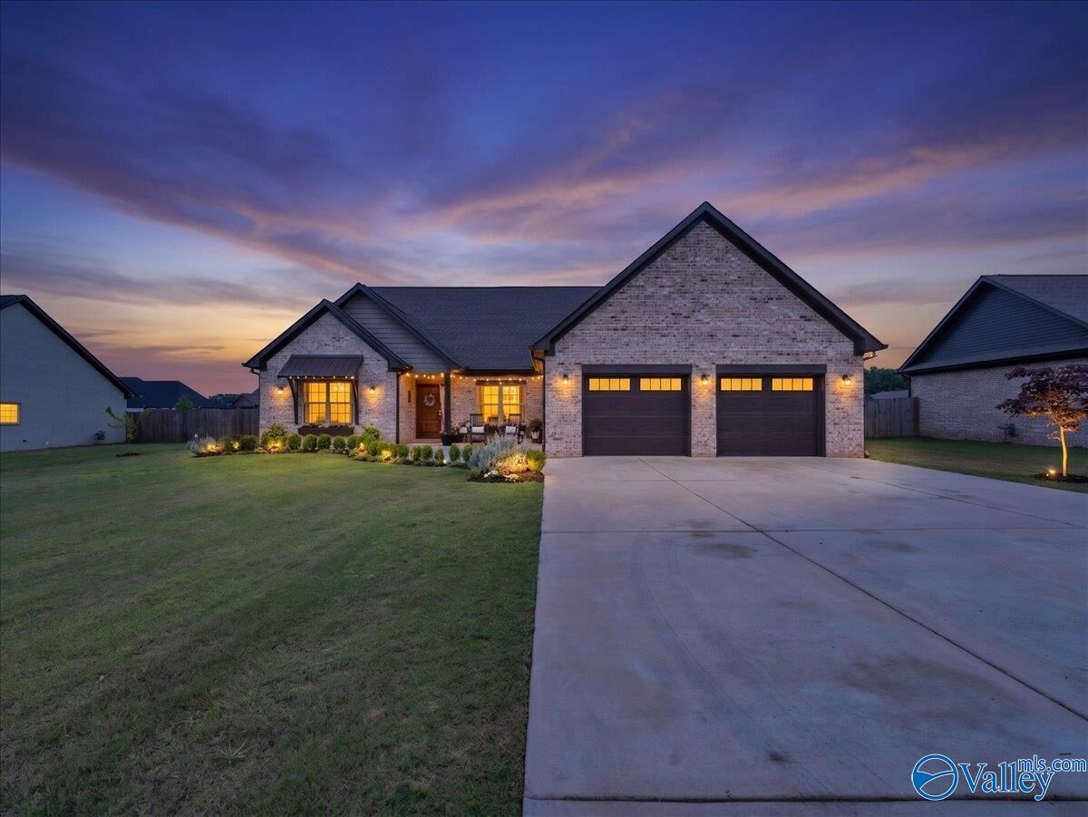 Property Photo:  342 Ranch Road  AL 35986 