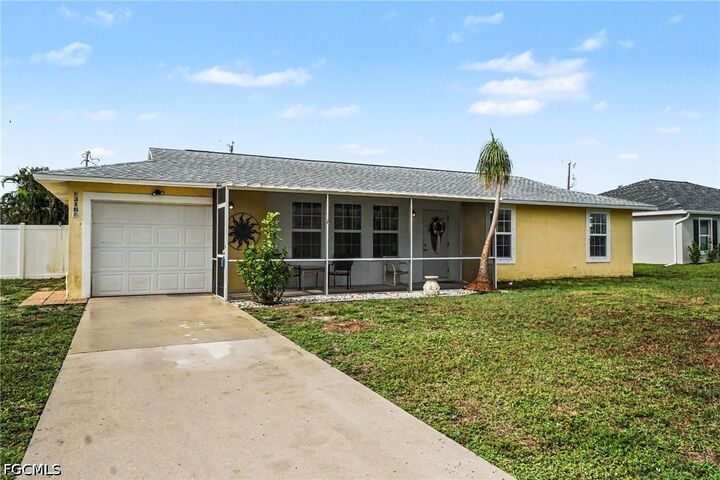 Property Photo:  316 SW 19th Terrace  FL 33991 
