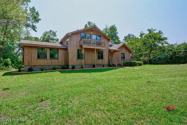 Property Photo:  206 Long Leaf Road  NC 28460 