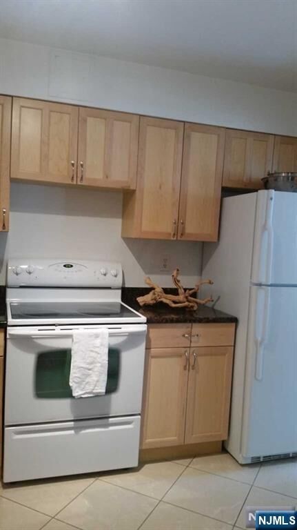Property Photo:  1111 River Road C8  NJ 07020 