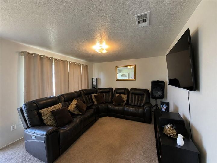 Property Photo: 7841 Gwen Street LA 70094