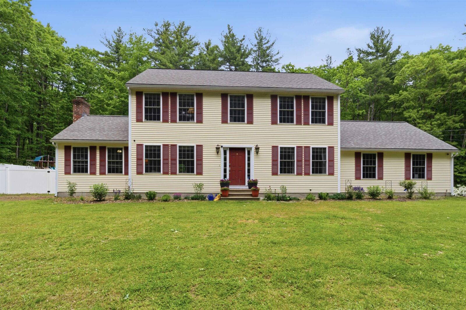 Property Photo: 6 Burge Drive NH 03033