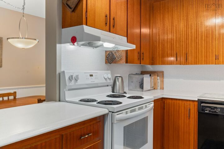 Property Photo: 2883 Connaught Avenue NS B3L 3A2