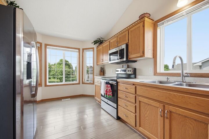 Property Photo: 4178 NE Jannings Avenue NE MN 55376