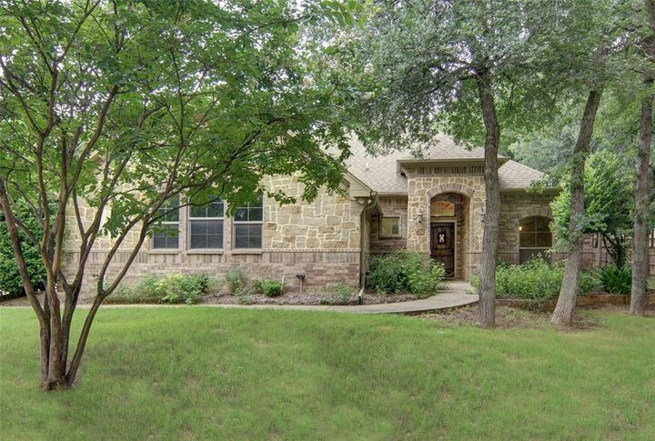 Property Photo:  106 Elm Crest Court  TX 76087 