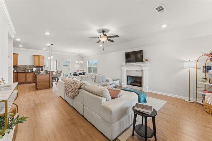 Property Photo:  61 Manhattan Way  AR 72704 
