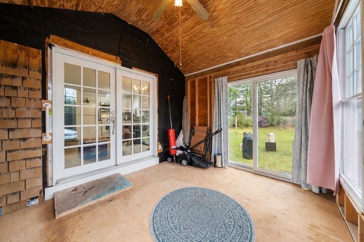 Property Photo:  34 Newtown Rd  MA 02563 