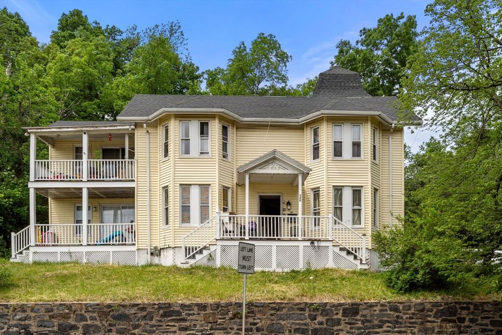 Property Photo:  548 Salem St  MA 02148 