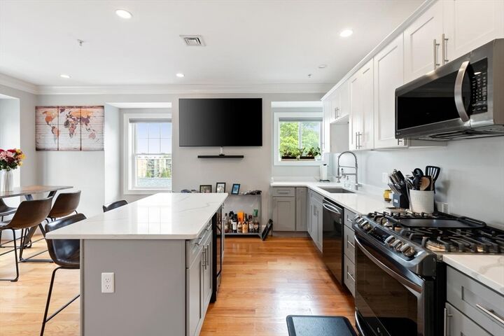 Property Photo: 23 Bowdoin Ave 5 MA 02121