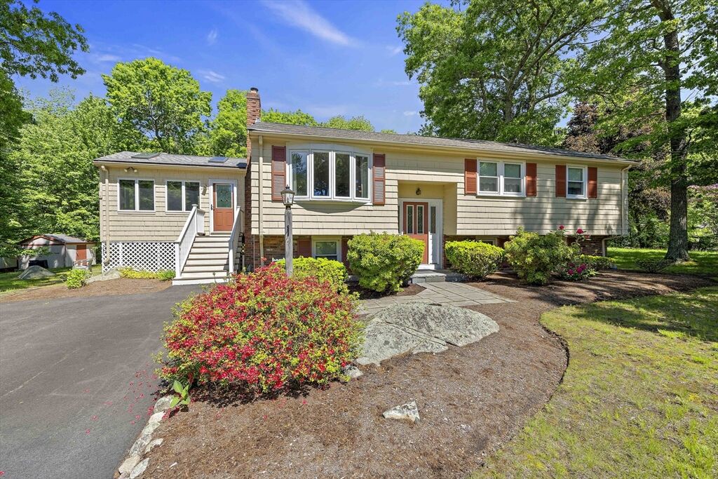 Property Photo:  156 Third St  MA 02072 