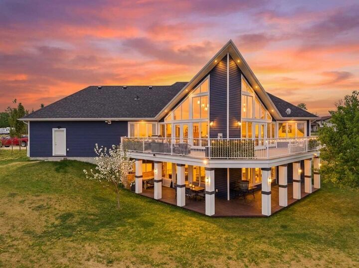 Property Photo: 1 Aspen Rise AB T0C 2J0