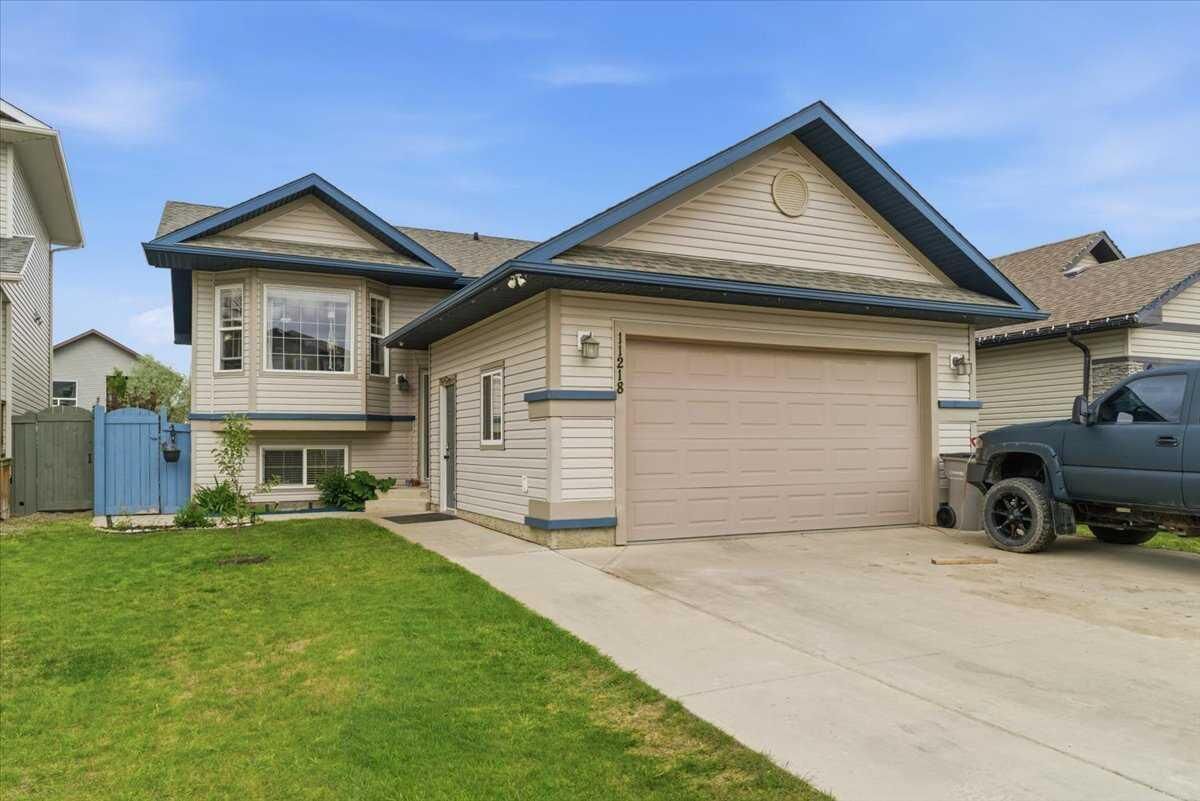 Property Photo: 11218 76 Avenue AB T8W 0G4